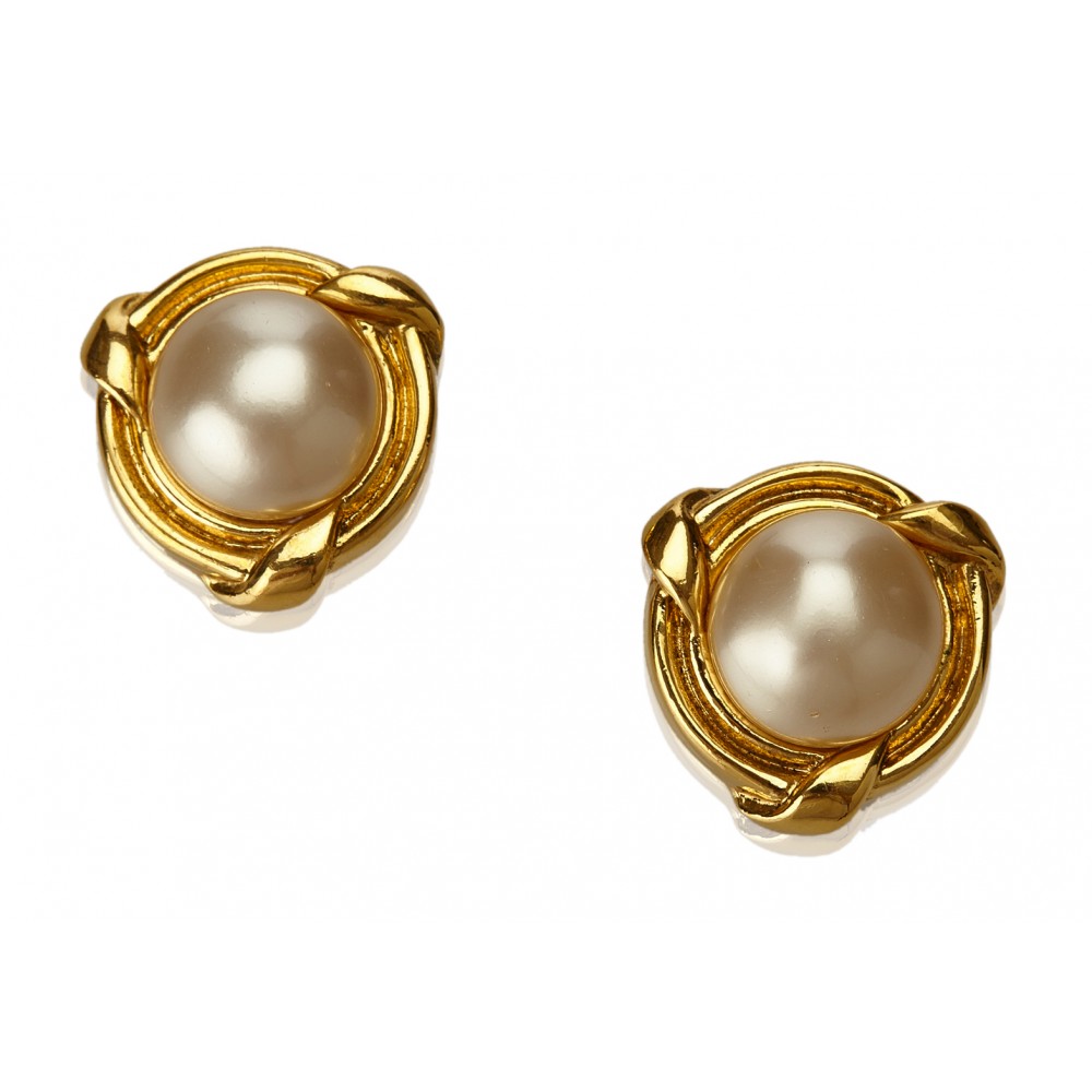 Chanel Vintage - Faux Pearl Gold-Tone Clip-On Earrings - Gold - Earrings  Chanel - Luxury High Quality - Avvenice