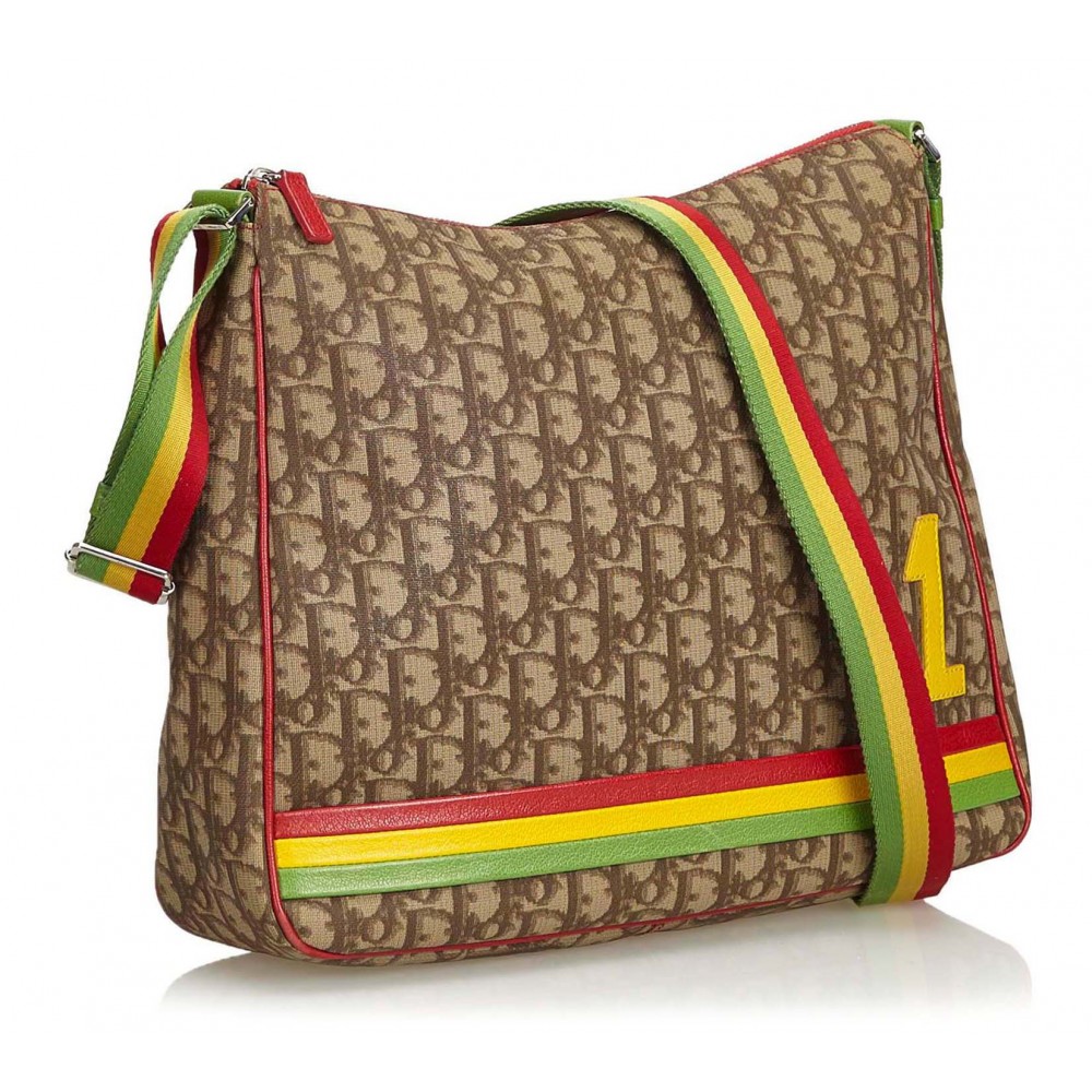 Fendi Neverfull type original, Luxury, Bags & Wallets on Carousell