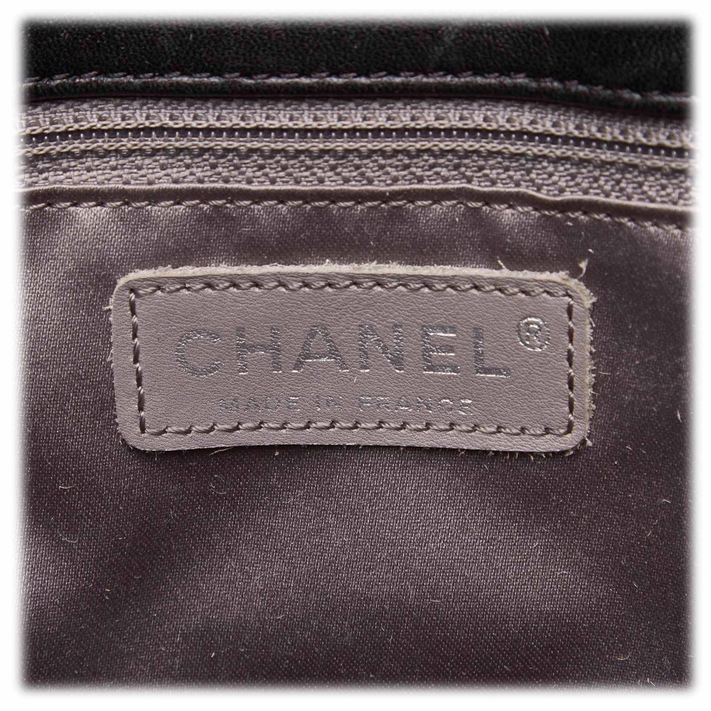 Preloved Chanel Black Vinyl Toile Chain Tote Bag H86B8G6 042423 - $300 –  KimmieBBags LLC