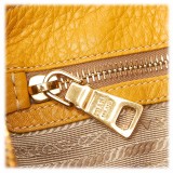 Prada Vintage - Vitello Daino Leather Shoulder Bag - Gialla - Borsa in Pelle - Alta Qualità Luxury