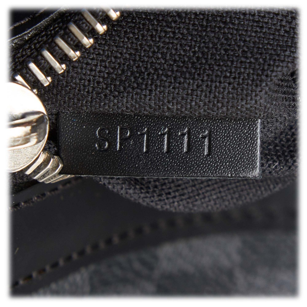Louis Vuitton Damier Graphite Daniel MM Messenger Bag – The Don's