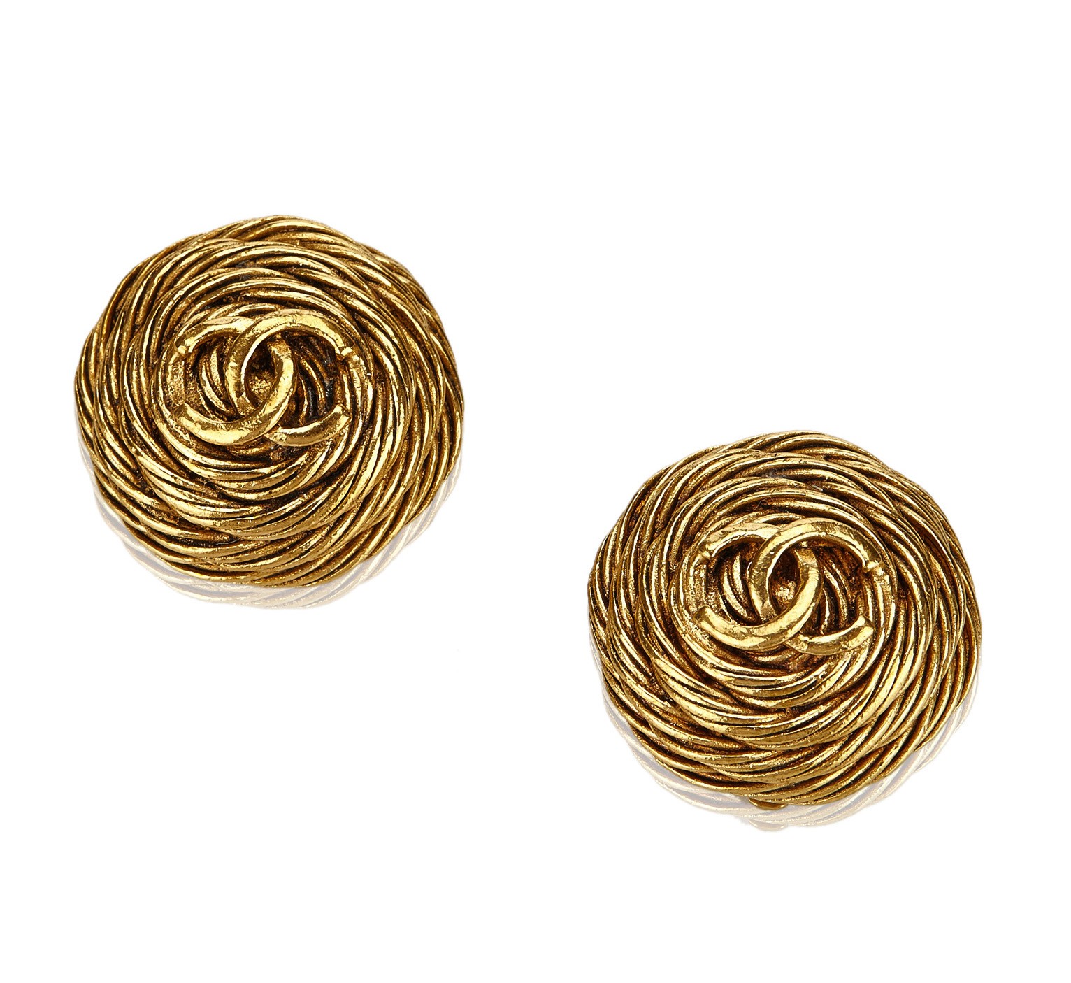 Chanel Vintage CC Logo Gold Plated Round Disc Clip On Vintage Earrings   Einna Sirrod
