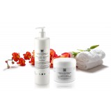 Spa Suite with Bubbles - Moisturizing Body Milk Essence of Monoi - Professional Cosmetics