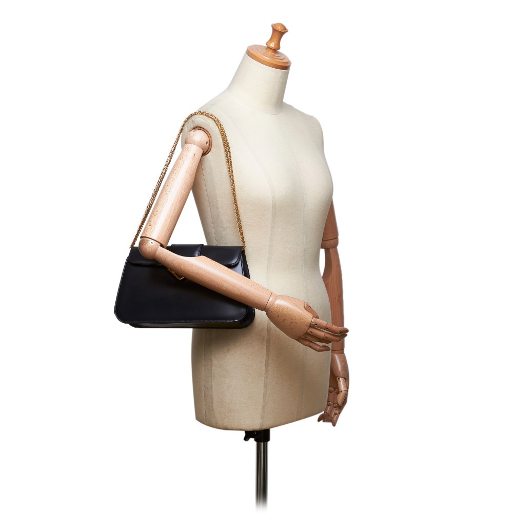 Louis Vuitton, Bags, Authentic Louis Vuitton Dinard Lilac Epi Shoulder