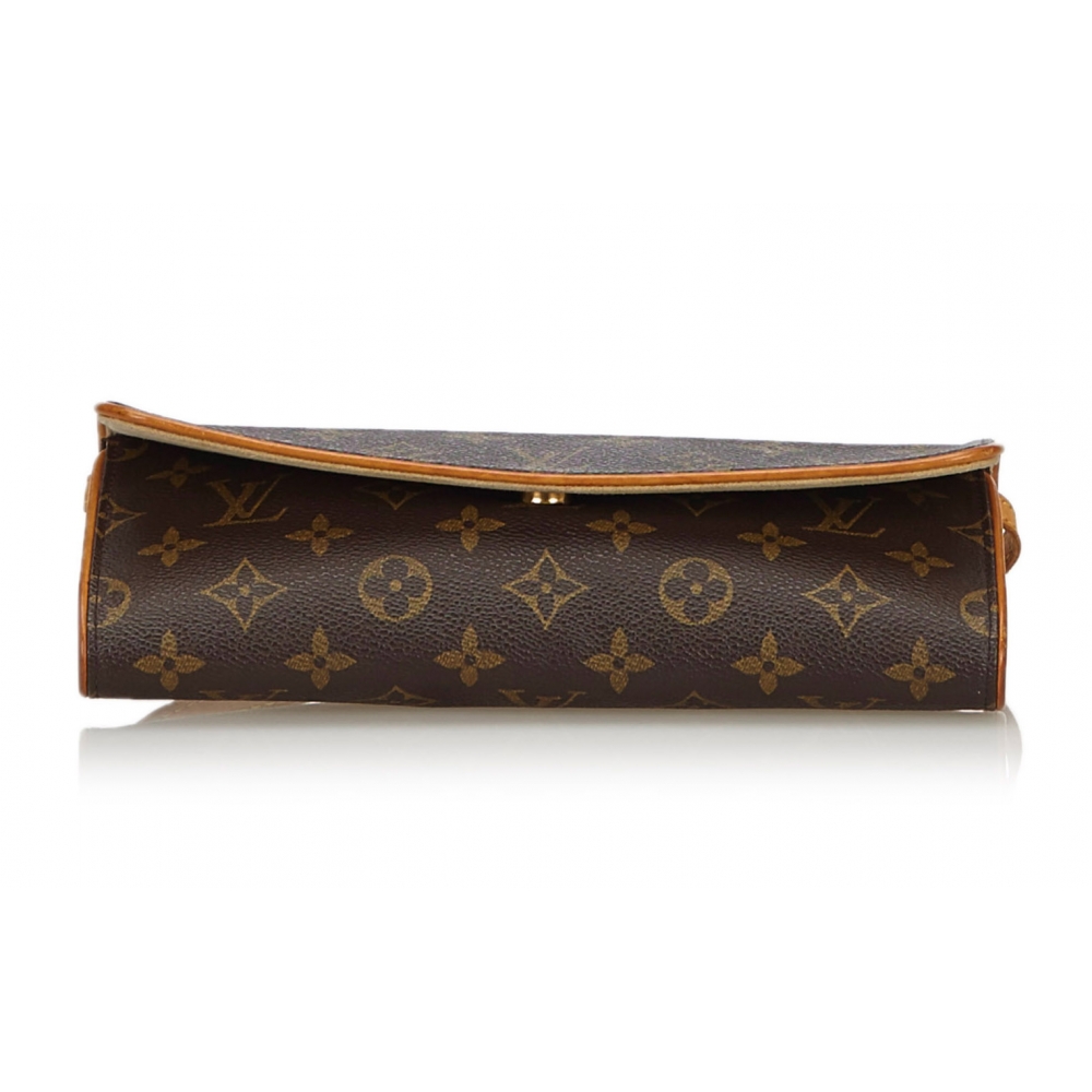 Twin handbag Louis Vuitton Brown in Synthetic - 36119498