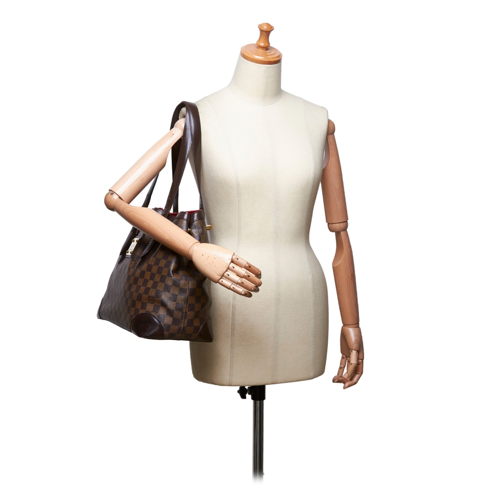 Louis Vuitton, a Damier Ebene 'Kensington' handbag, 2015. - Bukowskis