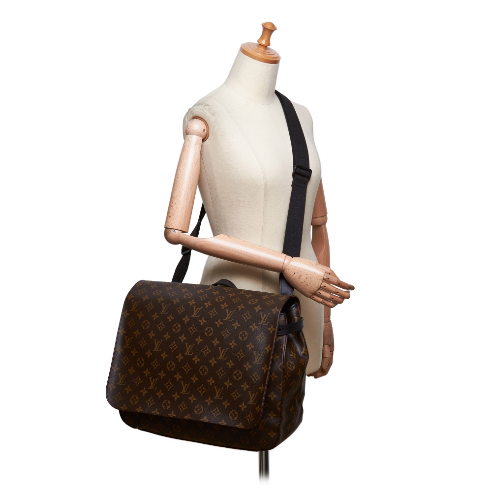Louis Vuitton Vintage - Macassar Drake Bag - Brown - Monogram Canvas and  Leather Shoulder Bag - Luxury High Quality - Avvenice