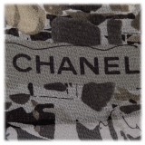 Chanel Vintage - Printed Silk Scarf - Grigio Chiaro Grigio - Foulard in Seta - Alta Qualità Luxury