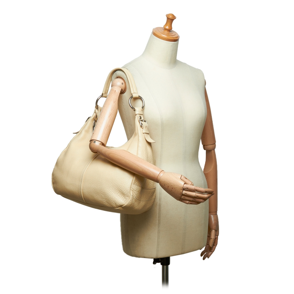 Prada Vintage - Vitello Daino Leather Shoulder Bag - White Ivory - Leather  Handbag - Luxury High Quality - Avvenice