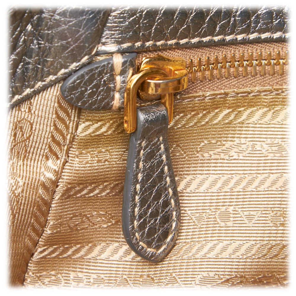 Luxury Handbag Review: Prada Canvas Tote - The Brunette Nomad