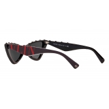 Valentino - Occhiale da Sole Cat-Eye in Acetato VLTN - Nero - Valentino Eyewear