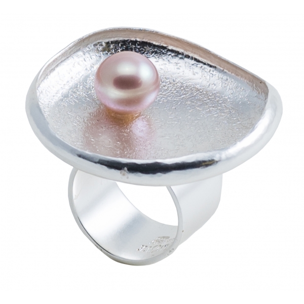 Ab Ove - Ring in Silver with River Pearl - Venus Collection - Handcrafted Ring - High Quality Luxury