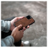 Woodcessories - Eco Bump - Cover in Legno di Noce - Nero - iPhone 11 Pro Max - Cover in Legno - Eco Case - Collezione Bumper