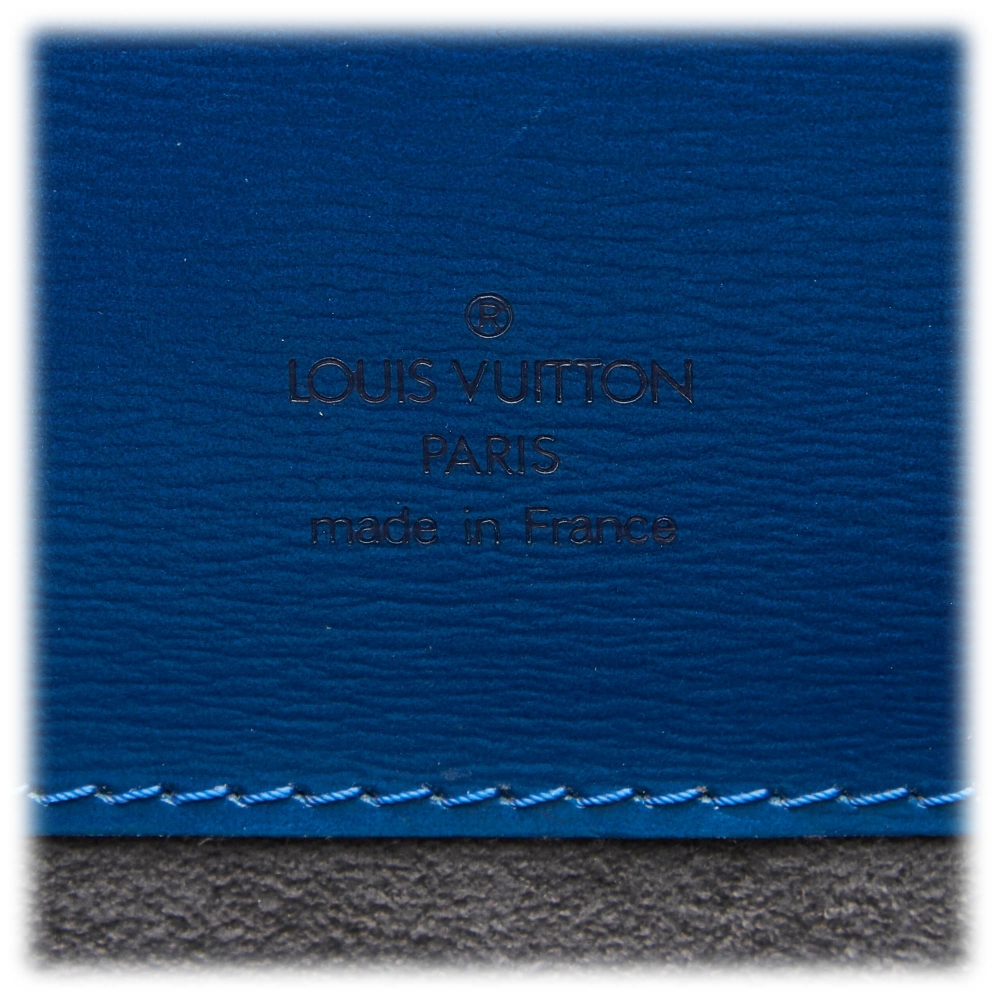 Louis Vuitton Epi Cluny M52255 Blue Leather Pony-style calfskin