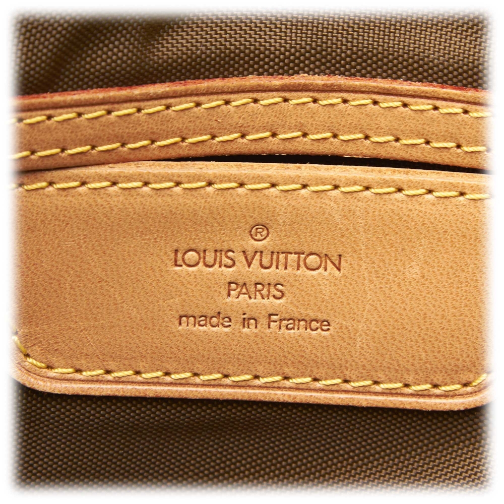 Evasion leather 24h bag Louis Vuitton Brown in Leather - 32168414