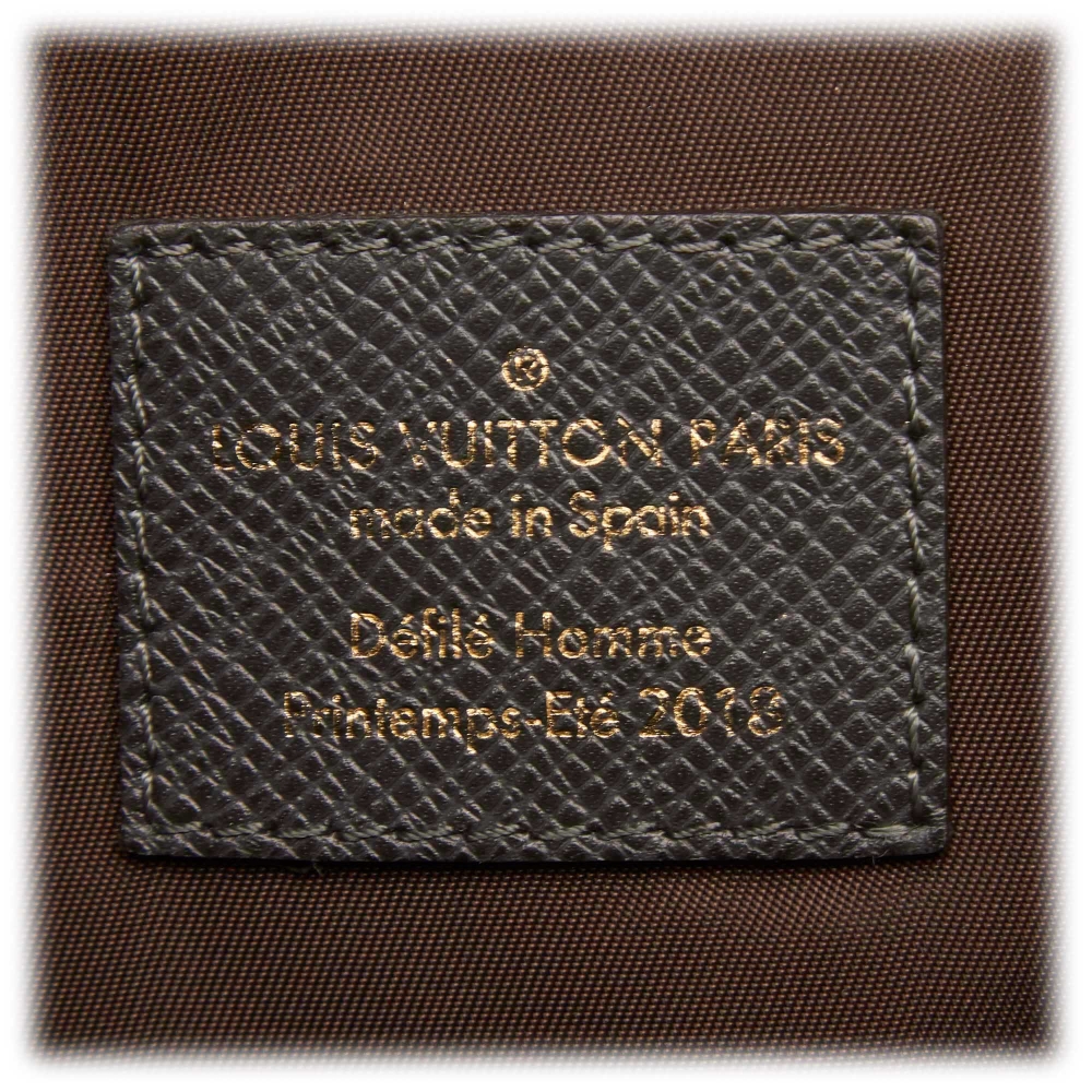Louis Vuitton Vintage - Monogram Outdoor Messenger PM Bag - Brown