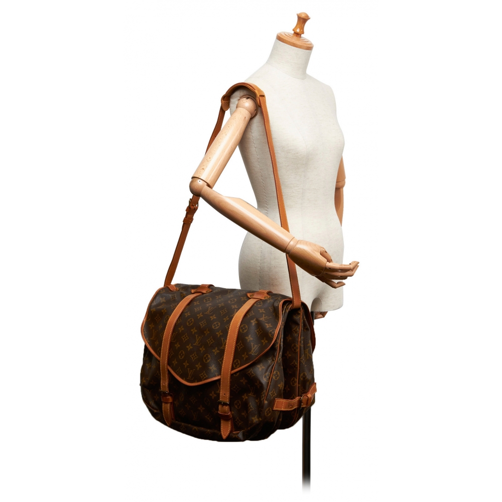 Miinto Accessori Borse Borse stile vintage Taglia: ONE Size Pre-owned Saumur 43 Bag Marrone unisex 