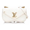 Louis Vuitton Vintage - New Wave Chain Bag MM - White - Leather and Metal Handbag - Luxury High Quality