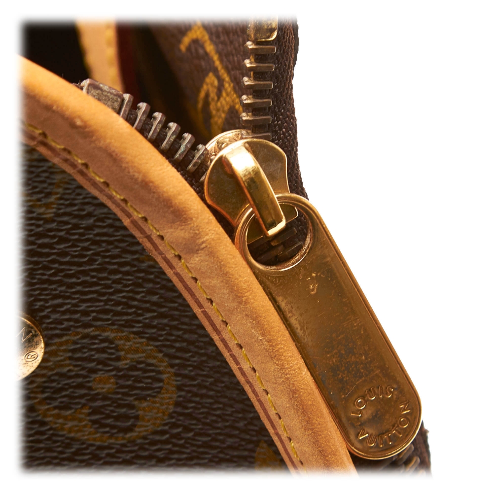 Louis Vuitton Brown Monogram Sac Baxter GM Leather Cloth ref.166245 - Joli  Closet