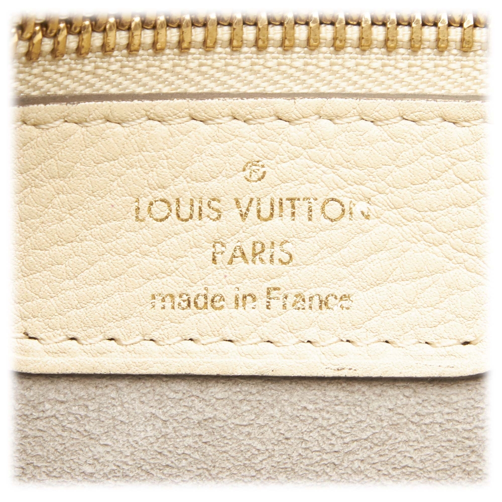 Louis Vuitton Pink Monogram Mahina Leather Stellar PM QJBEEY1QPF007