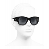 Chanel - Occhiali Rettangolari da Sole - Nero Grigio - Chanel Eyewear