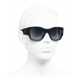 Chanel - Occhiali Rettangolari da Sole - Verde Scuro Grigio Graduato - Chanel Eyewear