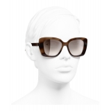 Chanel - Occhiali Quadrati da Sole - Tartaruga Marrone Specchiato - Chanel Eyewear