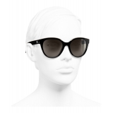 Chanel - Occhiali a Farfalla da Sole - Nero Beige Marrone - Chanel Eyewear