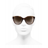 Chanel - Occhiali a Farfalla da Sole - Tartaruga Scuro Marrone - Chanel Eyewear