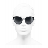 Chanel - Occhiali a Farfalla da Sole - Nero Grigio - Chanel Eyewear