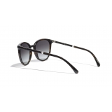 Chanel - Occhiali a Farfalla da Sole - Marrone Scuro Grigio - Chanel Eyewear