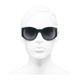 Chanel - Occhiali Ovali da Sole - Verde Scuro Grigio - Chanel Eyewear