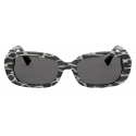 Valentino - Occhiale da Sole Ovale in Acetato VLOGO - Grigio - Valentino Eyewear