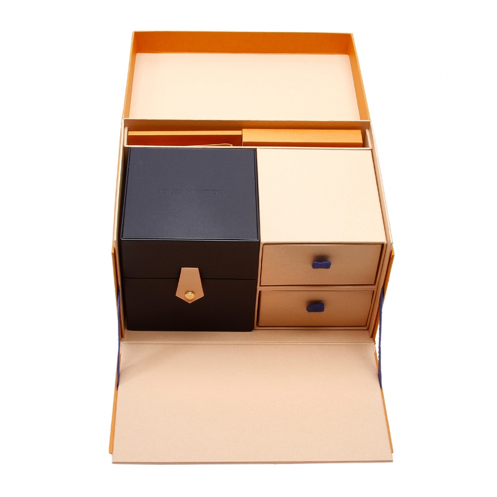 Louis Vuitton Tambour QA050Z Mens Watch W/ Box From Japan N0901
