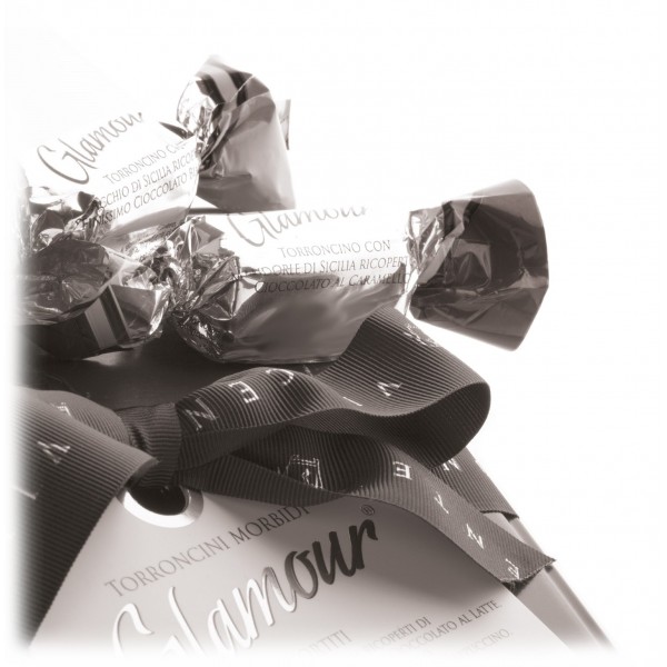 Vincente Delicacies - Torroncini Pistacchio Ricoperti di Finissimo Cioccolato Bianco - Glamour - Cofanetto Metallico