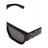 Stella McCartney - Black Square Sunglasses with Monogram - Nero - Sunglasses - Stella McCartney Eyewear
