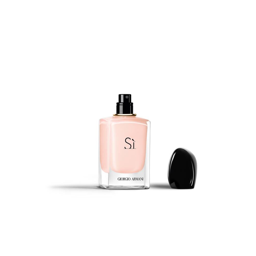 Giorgio Armani Si Fiori Eau de Parfum A New Flowering Emotion Luxury Fragrances 50 ml Avvenice