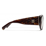 Chanel - Occhiali Ovali da Sole - Tartaruga Scuro Trasparente - Chanel Eyewear