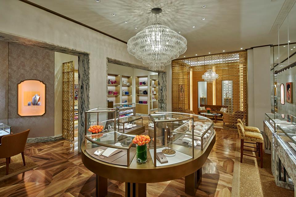 Peter Marino Spotlights Iconic Midcentury Italian Design For Bulgari's New  York Flagship Architectural Digest 