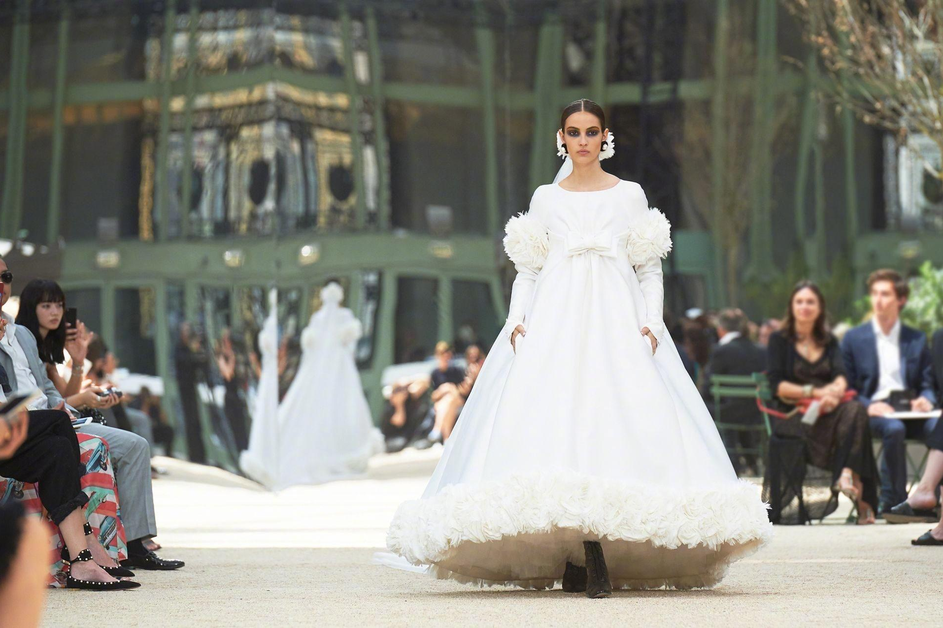 Tổng hợp hơn 66 về vintage chanel wedding dress 
