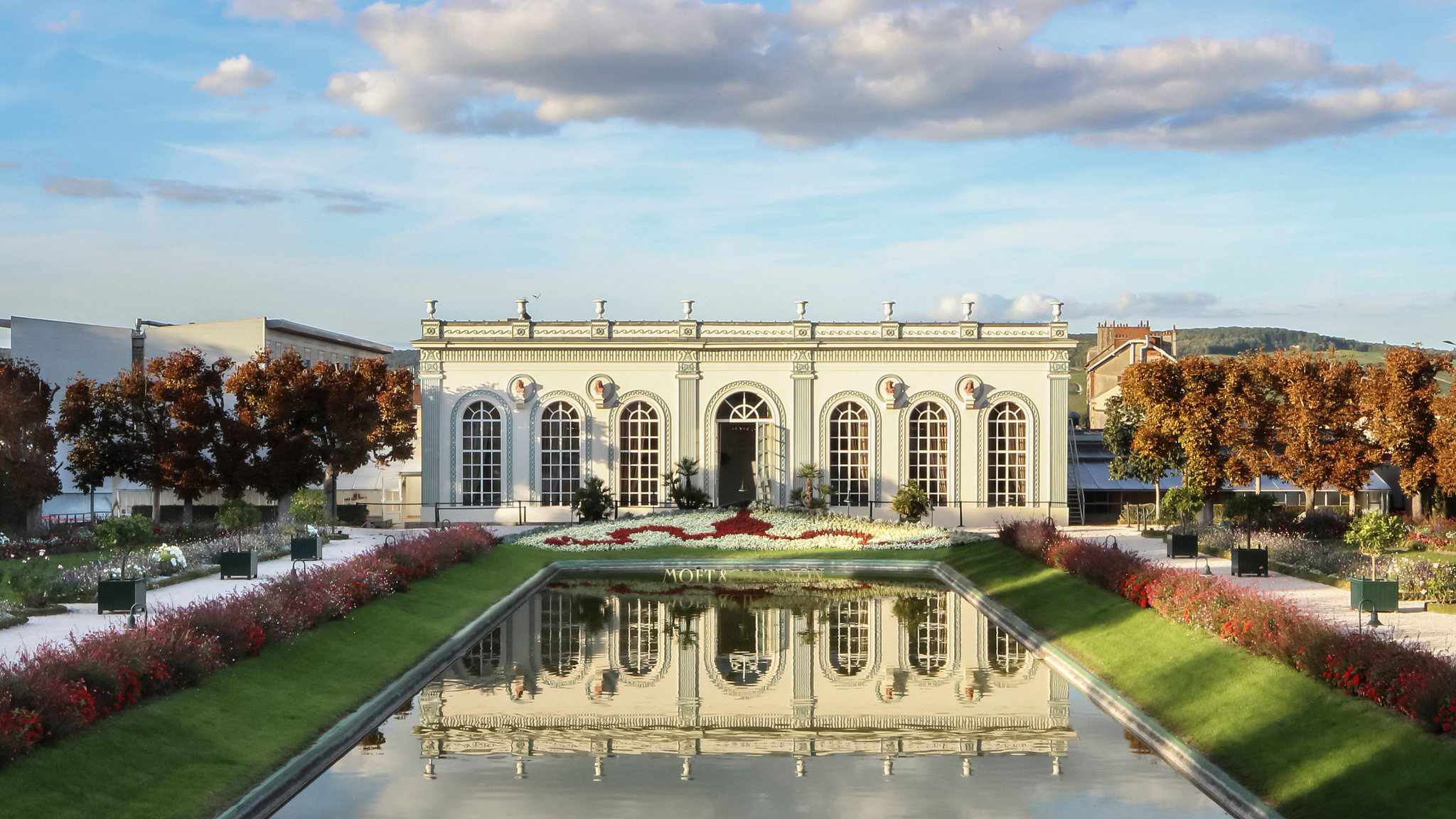 Moët et Chandon Has Transformed its Chateau de Saran Into an Invite-Only  Luxury Hotel