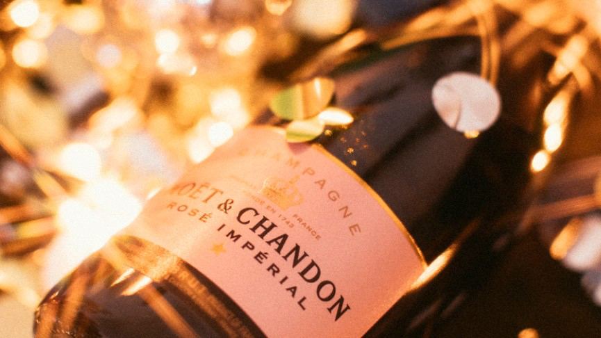 Bottle Of Moet & Chandon Champagne. Moet Chandon Is One Of The World's  Largest Champagne Producers Co-owner Of The Luxury Goods Company Moet- Hennessy - Louis Vuitton Stock Photo, Picture and Royalty Free