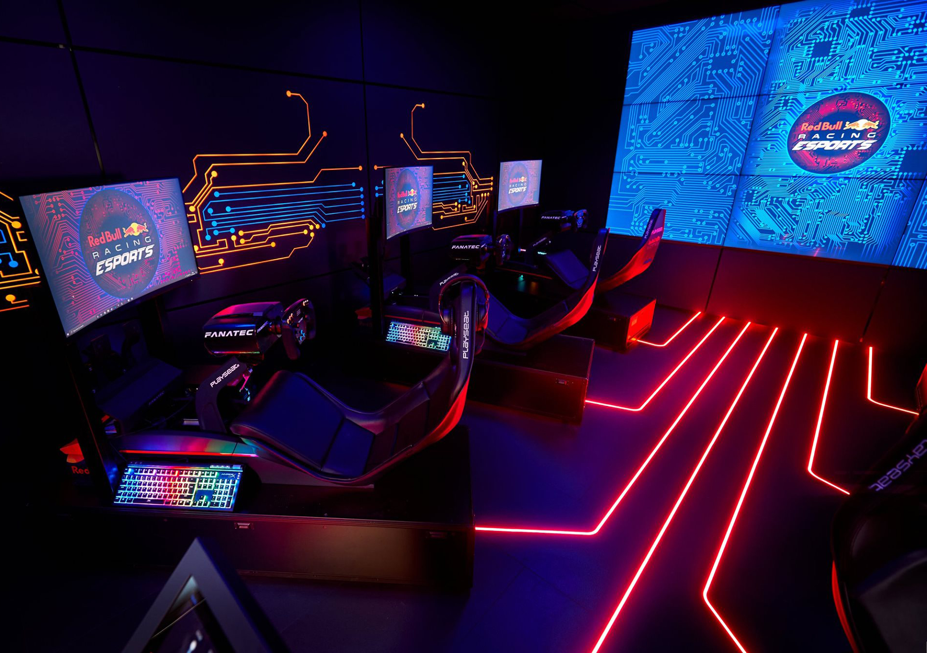 Simulatori di guida - PlayseatStore - Game Seats and Racing & Flying  Simulation Cockpits